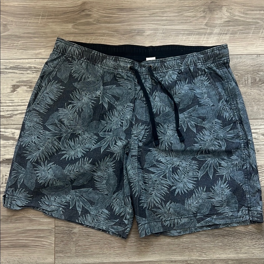 Gap flowered drawstring shorts